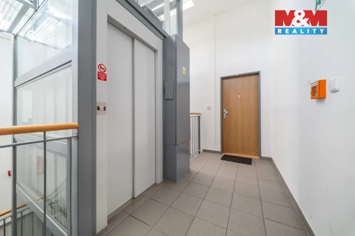 Prodej bytu 4+kk, Králův Dvůr, 89 m2