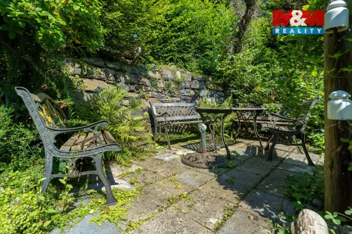 Prodej rodinného domu, Háje nad Jizerou - Loukov, 180 m2