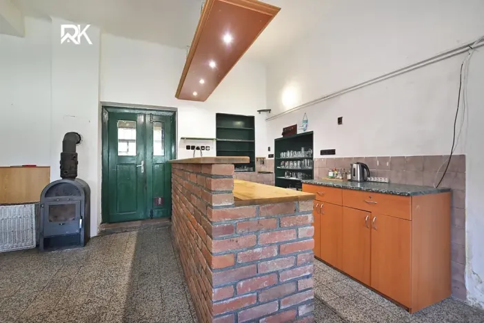 Prodej rodinného domu, Nová Ves I, Legerovo nám., 470 m2