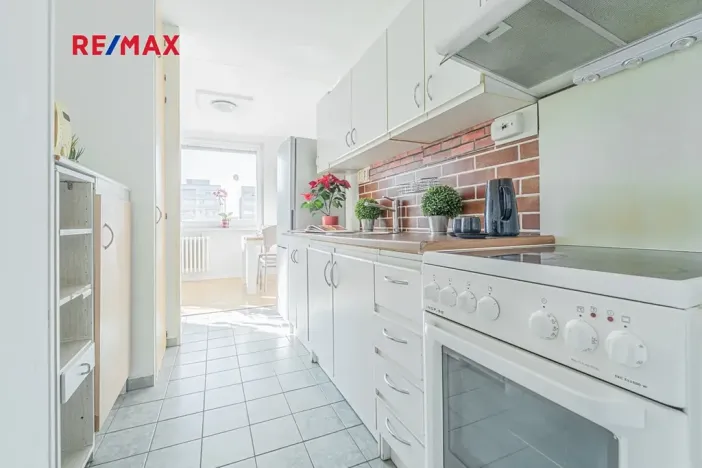 Prodej bytu 3+1, Praha - Stodůlky, Prusíkova, 77 m2