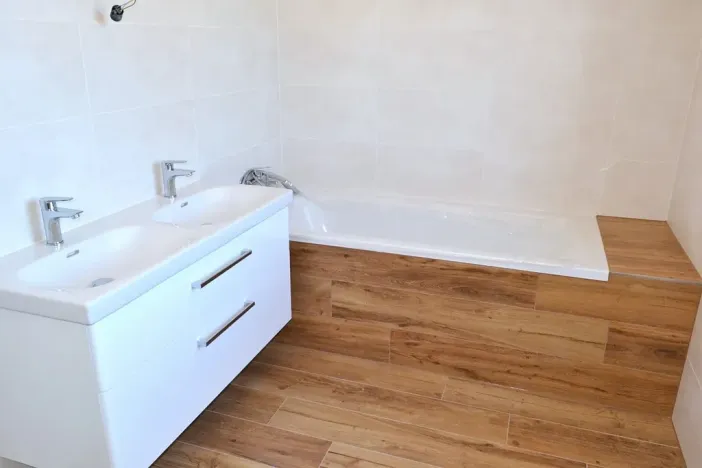 Prodej rodinného domu, Jenišov, Slunná, 117 m2