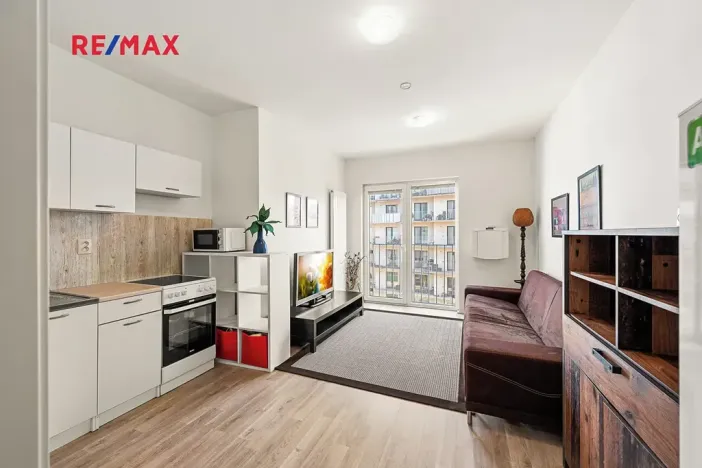 Prodej bytu 1+kk, Praha - Libeň, Novovysočanská, 24 m2