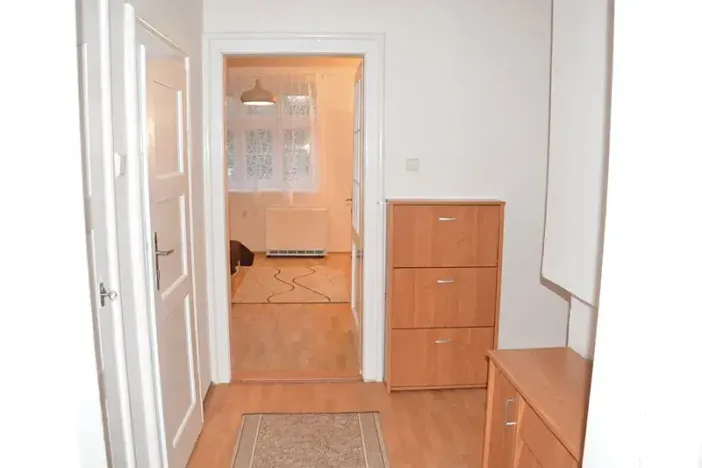 Pronájem bytu 2+kk, Praha - Břevnov, U Hvězdy, 45 m2