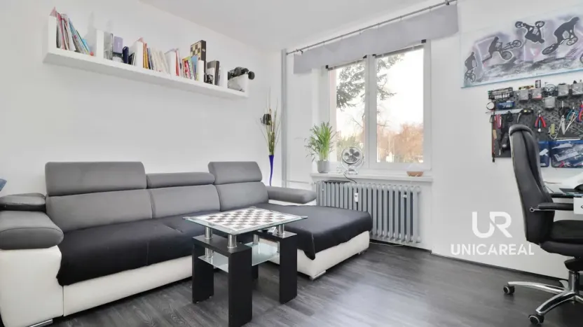 Prodej bytu 2+1, Brno - Obřany, Fryčajova, 52 m2