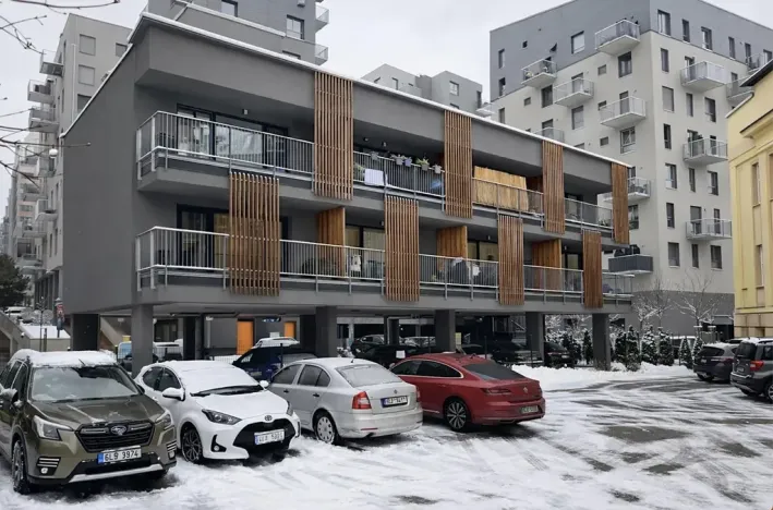 Pronájem bytu 1+kk, Liberec, U Nisy, 38 m2