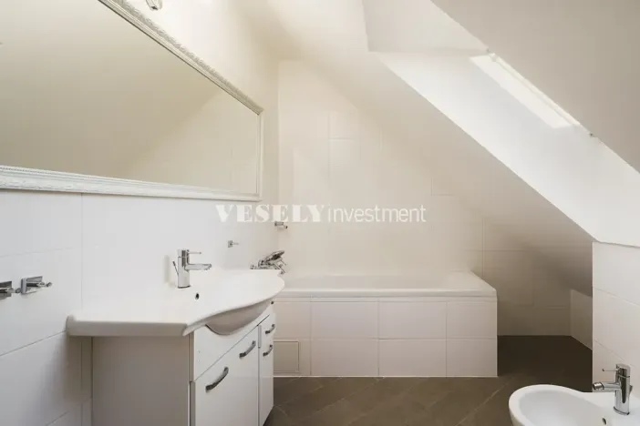 Prodej bytu 4+kk, Praha - Žižkov, Vinohradská, 139 m2