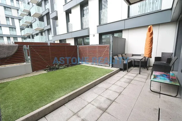 Pronájem bytu 2+kk, Praha - Žižkov, Olšanská, 51 m2