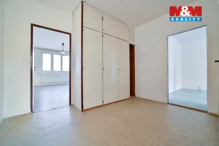 Prodej bytu 2+1, Plzeň - Doubravka, Hrádecká, 63 m2