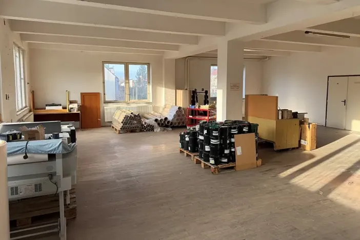 Prodej výrobních prostor, Krnov, Nádražní, 1875 m2