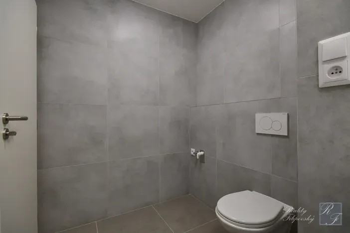 Prodej bytu 4+1, Praha - Čimice, Strážnická, 103 m2