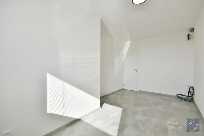 Prodej bytu 4+1, Praha - Čimice, Strážnická, 103 m2