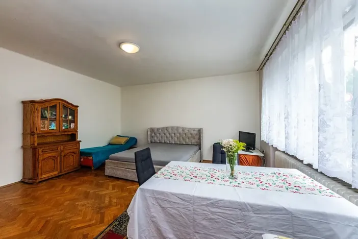 Prodej bytu 1+kk, Praha - Břevnov, Kolátorova, 39 m2