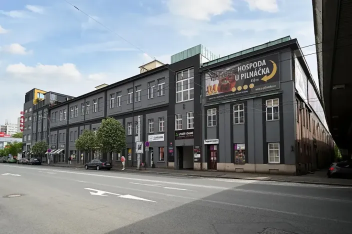 Pronájem kanceláře, Hradec Králové, Pospíšilova, 79 m2