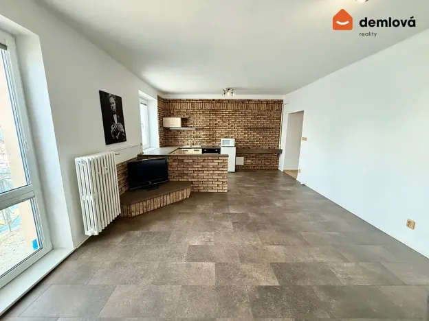 Pronájem bytu 1+kk, Ostrava, nábřeží Svazu protifašistických bojovníků, 39 m2