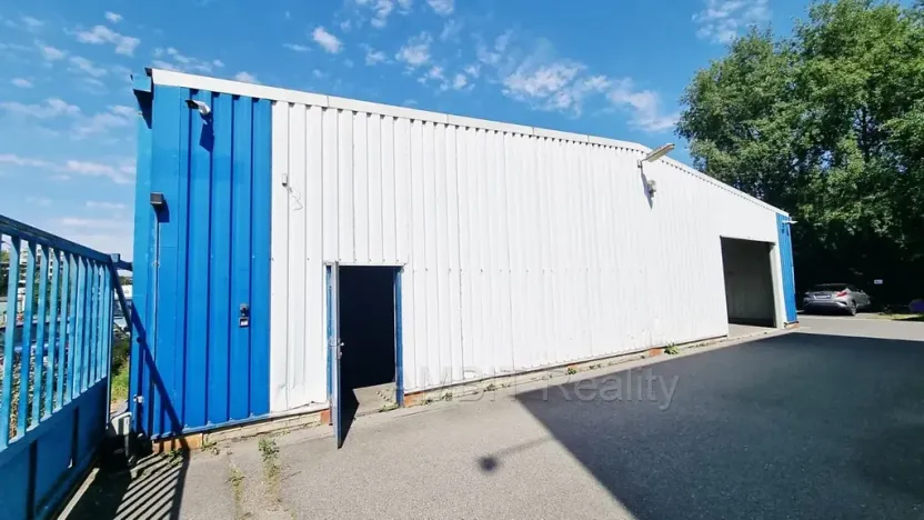 Pronájem výrobních prostor, Praha, Poděbradská, 250 m2