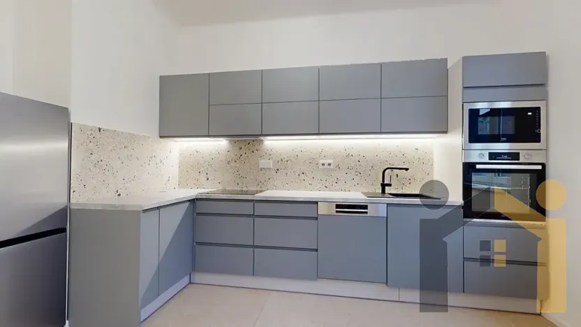 Pronájem bytu 2+1, Praha - Smíchov, Moulíkova, 79 m2