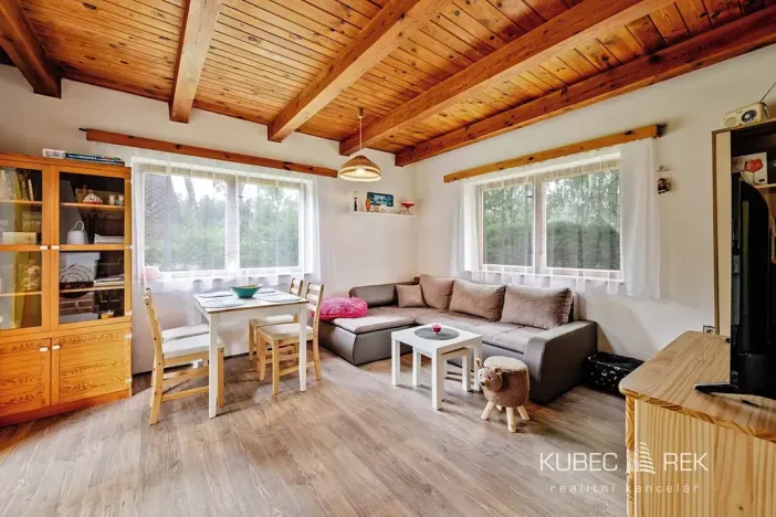 Prodej chaty, Benešov nad Černou, 67 m2