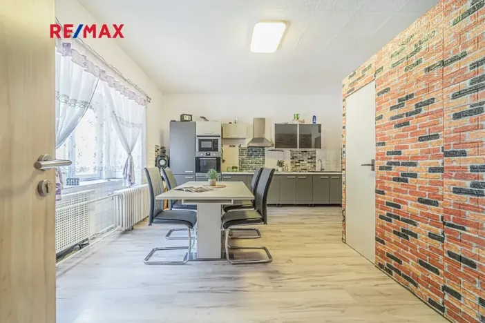 Prodej vícegeneračního domu, Cítoliby, Lounská, 300 m2