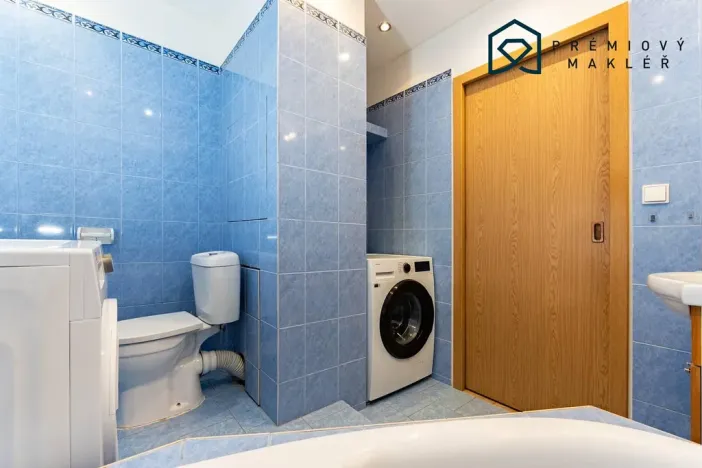 Prodej bytu 3+1, Bystřany, Pražská, 79 m2