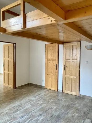 Pronájem bytu 2+kk, Praha - Košíře, Vrchlického, 40 m2