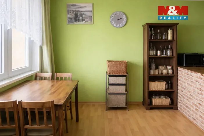 Pronájem bytu 3+1, Lány, U lipky, 76 m2