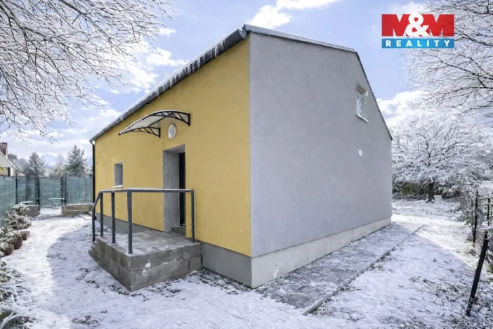 Pronájem rodinného domu, Pchery, Karla Kouteckého, 63 m2