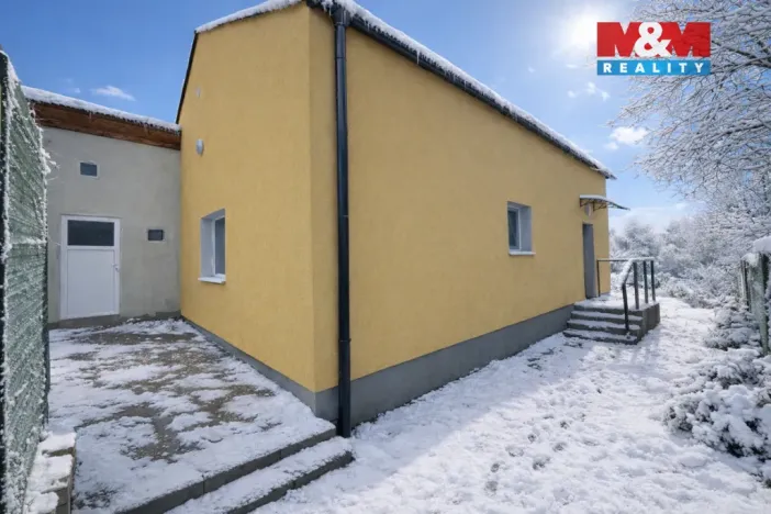 Pronájem rodinného domu, Pchery, Karla Kouteckého, 63 m2