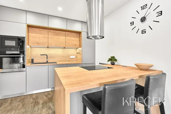 Pronájem bytu 2+kk, Třebíč, Kremláčkova, 49 m2