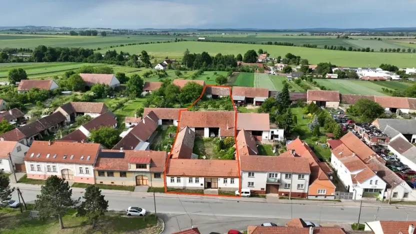 Prodej zemědělské usedlosti, Blížkovice, 195 m2
