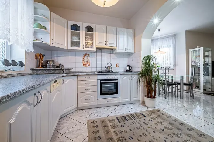 Prodej rodinného domu, Tetčice, Rosická, 436 m2