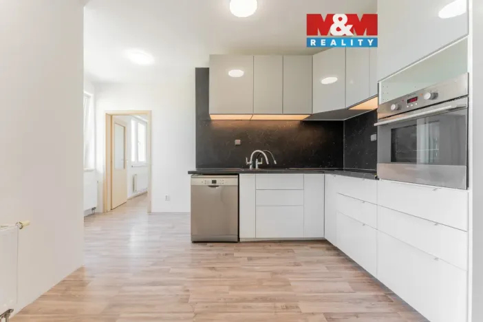 Prodej bytu 3+kk, Klecany, V Honech, 68 m2