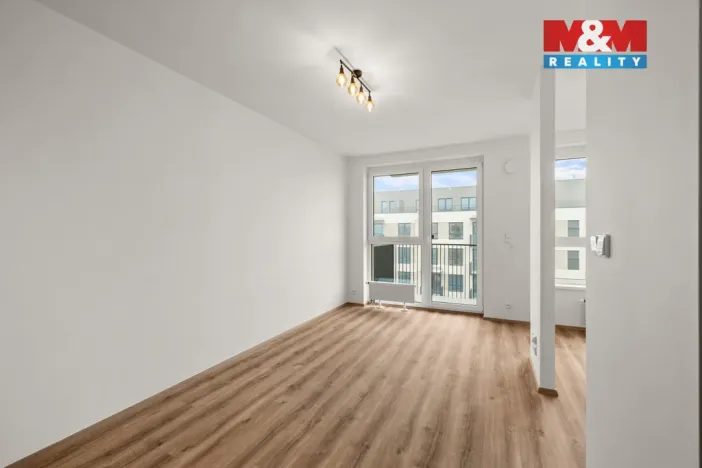 Pronájem bytu 1+kk, Kralupy nad Vltavou, Nádražní, 37 m2