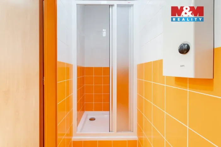 Pronájem obchodního prostoru, Žďár nad Sázavou - Žďár nad Sázavou 1, Brněnská, 1224 m2