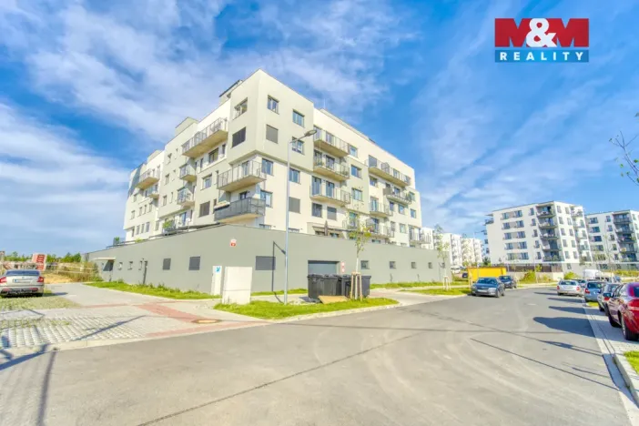 Pronájem bytu 1+kk, Plzeň - Skvrňany, Františka Kováříka, 46 m2