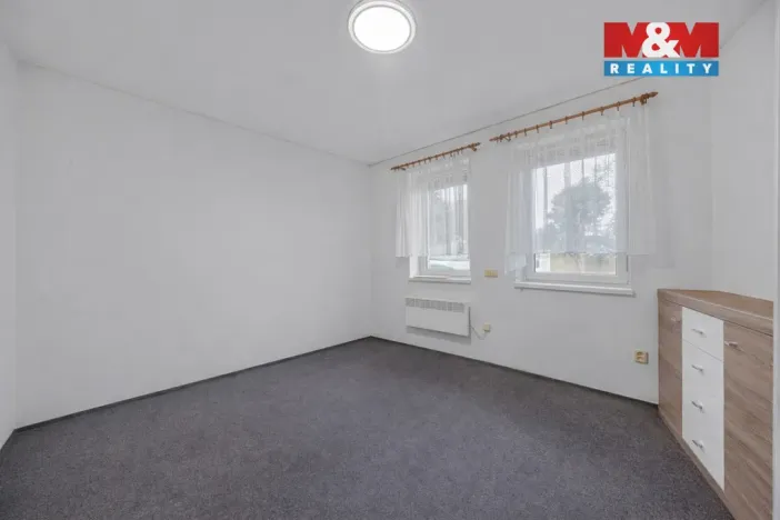 Prodej rodinného domu, Skřivany, V Sádku, 66 m2