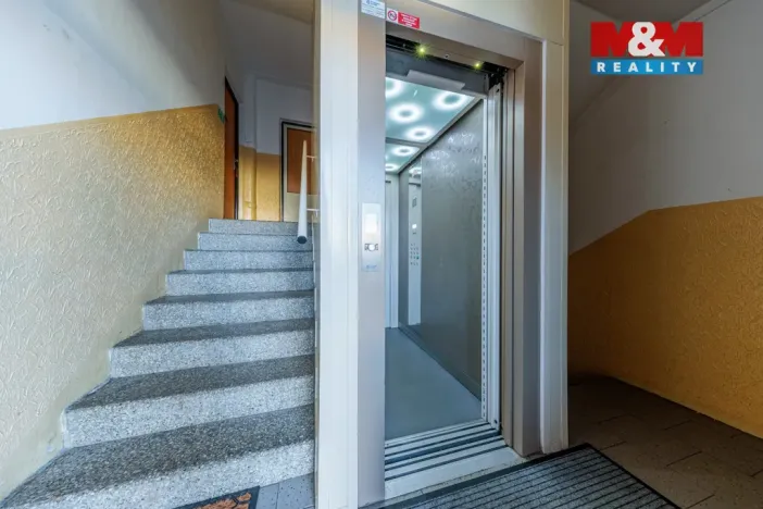 Prodej bytu 1+1, Sokolov, Švabinského, 35 m2