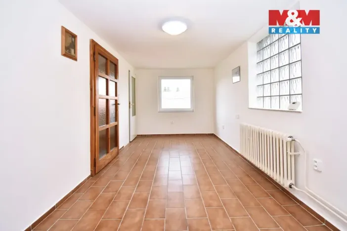Prodej rodinného domu, Libiš, 300 m2