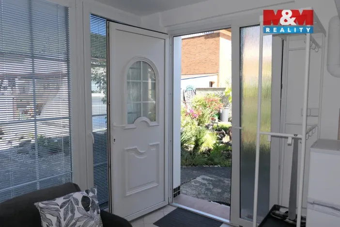 Pronájem bytu 1+kk, Loděnice, Spojovací, 21 m2