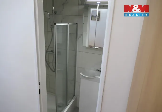 Pronájem bytu 1+kk, Loděnice, Spojovací, 21 m2