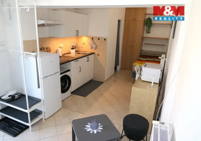 Pronájem bytu 1+kk, Loděnice, Spojovací, 21 m2