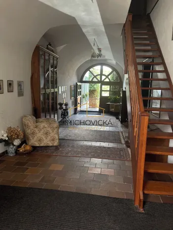 Pronájem bytu 3+kk, Žebrák, Náměstí, 87 m2