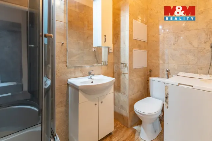 Prodej bytu 2+1, Cheb, Na Hradčanech, 54 m2