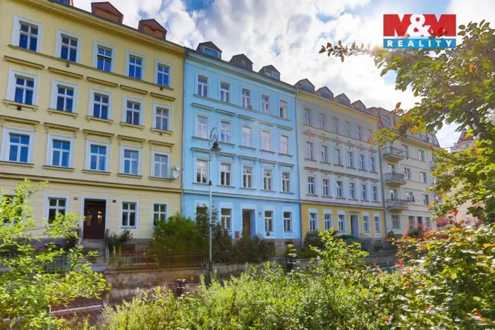 Prodej bytu 3+1, Karlovy Vary, Škroupova, 96 m2