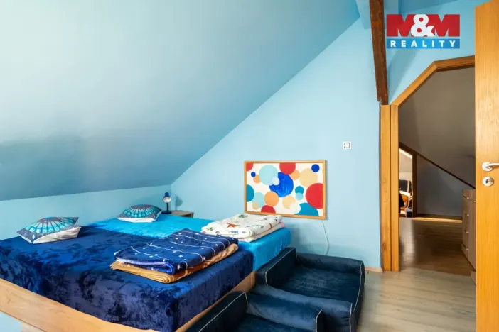 Prodej rodinného domu, Hajany, 285 m2