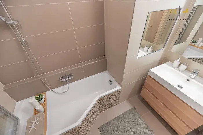 Prodej bytu 3+1, Brno, Krymská, 70 m2