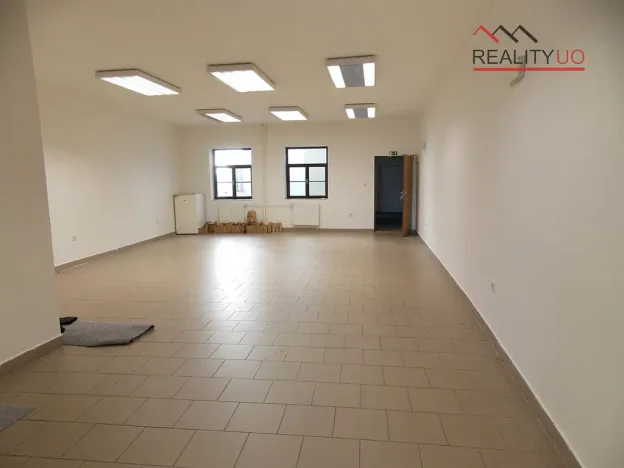 Pronájem obchodního prostoru, Lanškroun - Lanškroun-Vnitřní Město, nám. J. M. Marků, 130 m2