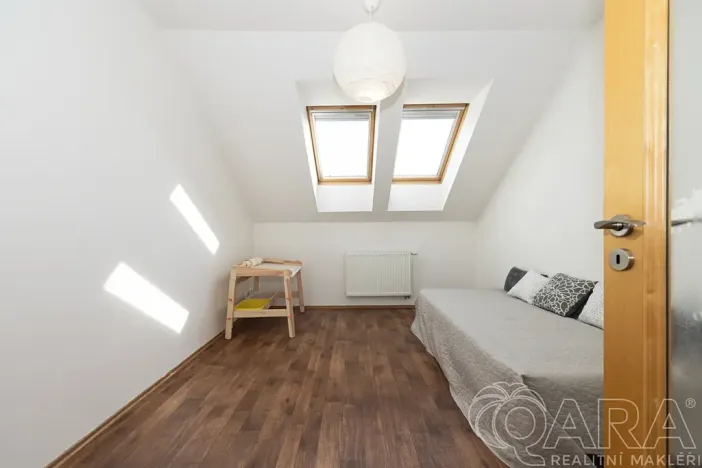 Prodej rodinného domu, Dolní Břežany, K Písnici, 98 m2