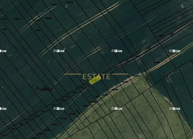 Prodej podílu pole, Nesovice, 1107 m2