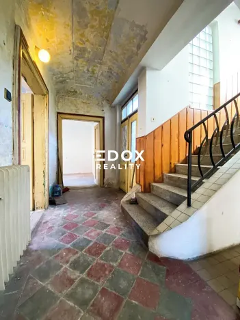 Prodej rodinného domu, Ořech, Karlštejnská, 174 m2