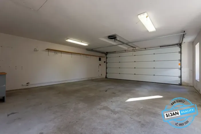 Prodej rodinného domu, Chvalíkovice, České školy, 180 m2